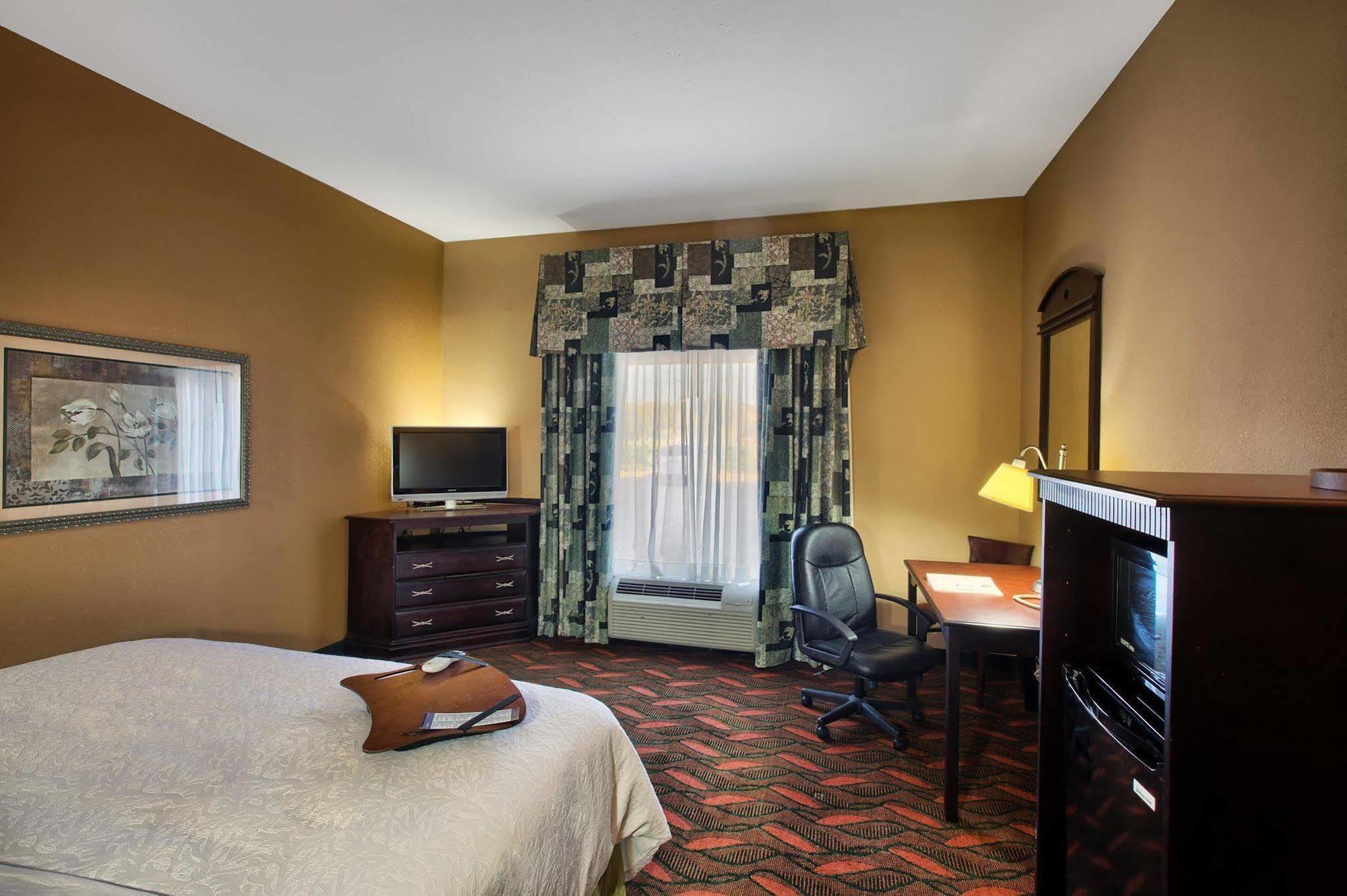 Hampton Inn & Suites Houston Rosenberg Exteriör bild